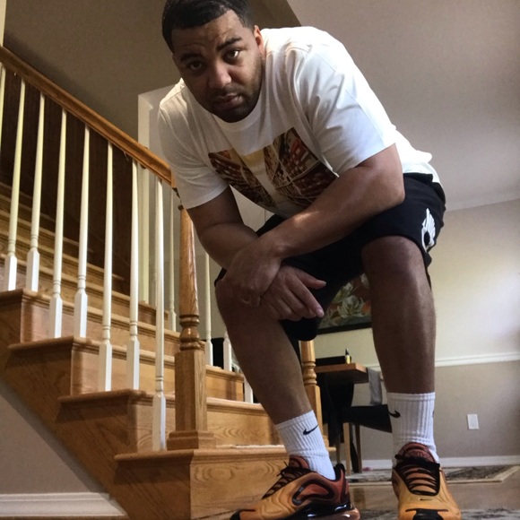 Meet your Posher, Waukeisha - Picture 4 of 8